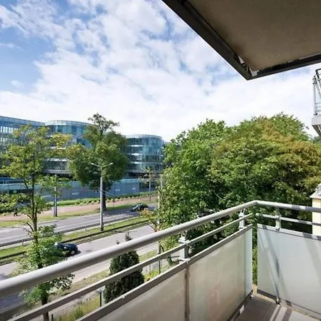 Mieszkanie Redlowo Dla 2-4 Osob - Ii Pietro, Garaz Podziemny, Darmowy Parking Przed Budynkiem, Winda, Ochrona, Blisko Kolejka I Autobus