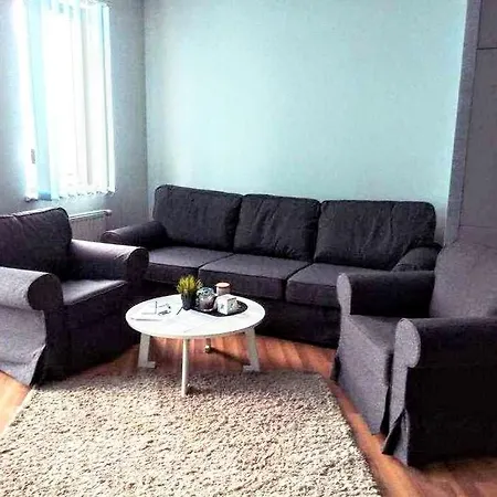 Mieszkanie Redlowo Dla 2-4 Osob - Ii Pietro, Garaz Podziemny, Darmowy Parking Przed Budynkiem, Winda, Ochrona, Blisko Kolejka I Autobus شقة