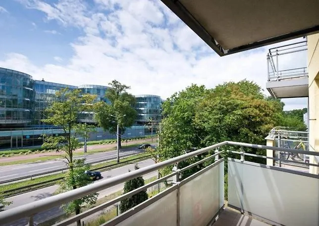 Mieszkanie Redlowo Dla 2-4 Osob - Ii Pietro, Garaz Podziemny, Darmowy Parking Przed Budynkiem, Winda, Ochrona, Blisko Kolejka I Autobus