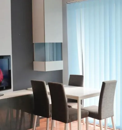 아파트 Mieszkanie Redlowo Dla 2-4 Osob - Ii Pietro, Garaz Podziemny, Darmowy Parking Przed Budynkiem, Winda, Ochrona, Blisko Kolejka I Autobus 그디니아