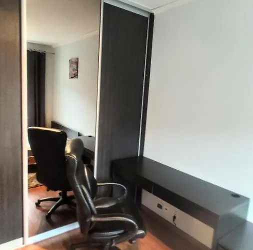 Mieszkanie Redlowo Dla 2-4 Osob - Ii Pietro, Garaz Podziemny, Darmowy Parking Przed Budynkiem, Winda, Ochrona, Blisko Kolejka I Autobus 그디니아